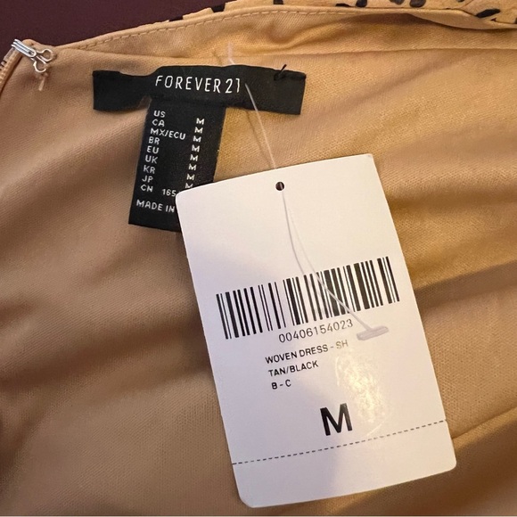 Forever 21 cheetah dot short dress Size M - Picture 8 of 8